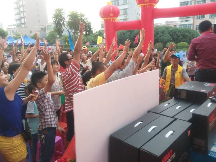 汕头1xBET瓷砖品牌旗舰店开业现场