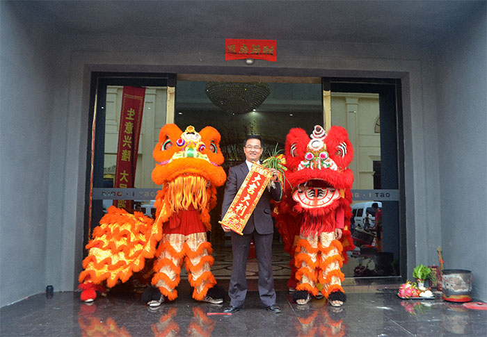 1xBET新年开工，，2017撸起袖子拼命干！