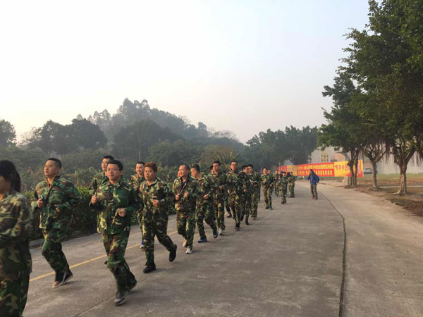 情人节，，，1xBET撒的这狗粮，，，我干了！！！