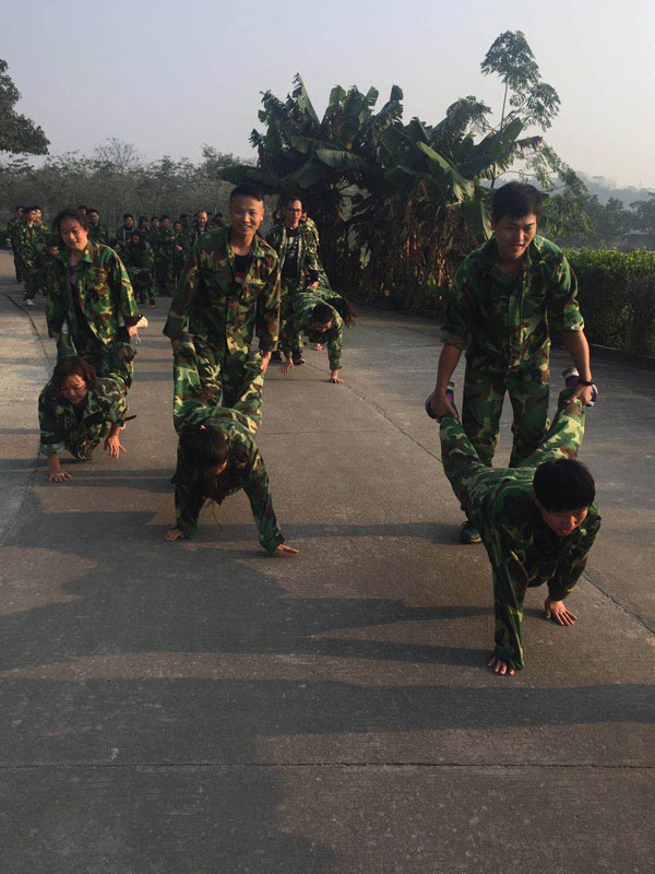 情人节，，，1xBET撒的这狗粮，，，我干了！！！
