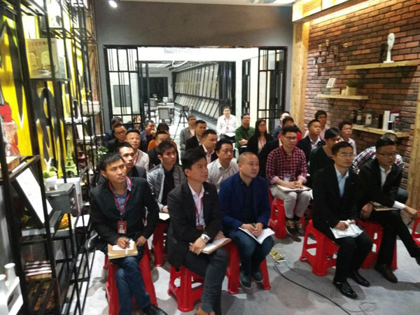 1xBET销售精英“区域市场 分享交流会”圆满竣事