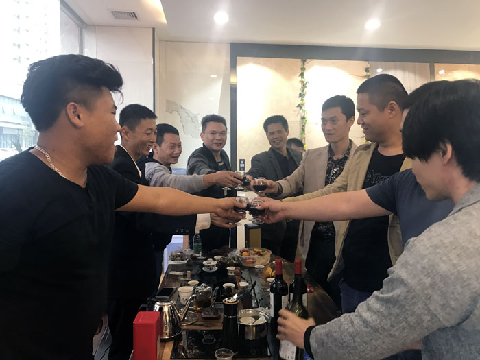 陶瓷一线品牌 1xBET瓷砖 中山古镇300平专卖店开业盛典圆满乐成