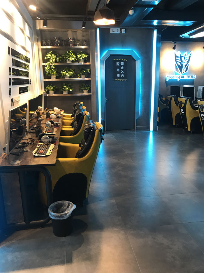 1xBET现代仿古砖案例:别说了，，一起去这个1000方的网咖开黑！！！