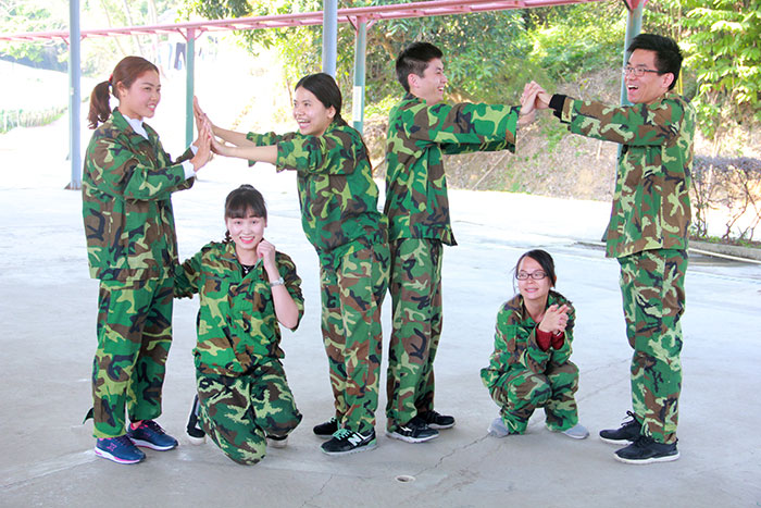 2017年2月13-15日，，，1xBET“虎狼道”户外拓展训练圆满竣事