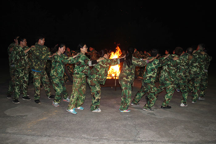 2017年2月13-15日，，，1xBET“虎狼道”户外拓展训练圆满竣事